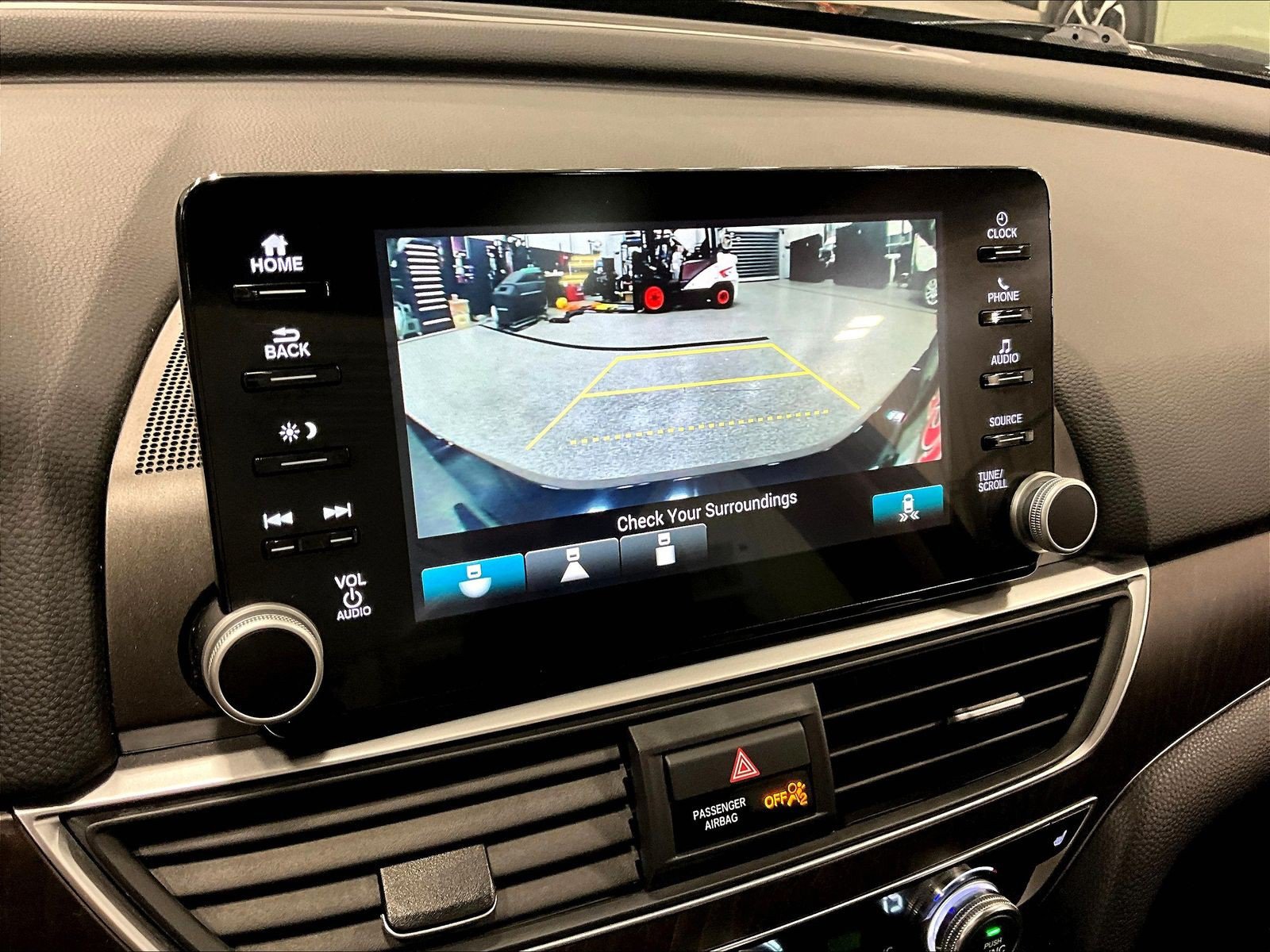 Used 2018 Honda Accord EX image 37