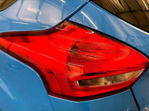 Used 2018 Ford Focus RS image 28
