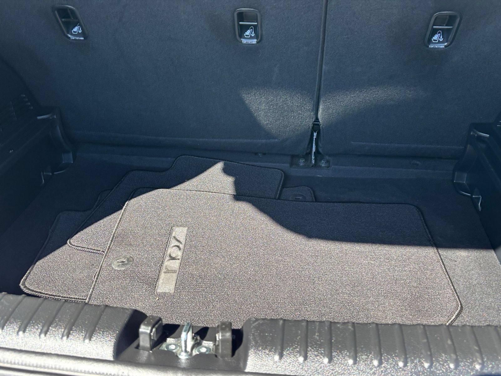 Used 2025 Kia Soul LX w/ LX Technology Package FWD image 30