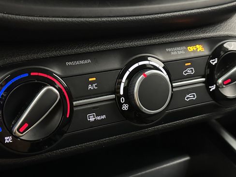 Used 2024 Kia Soul LX w/ Option Group 015 image 13