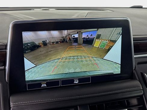 Used 2021 Chevrolet Tahoe Z71 w/ Rear Media and Nav Package image 18