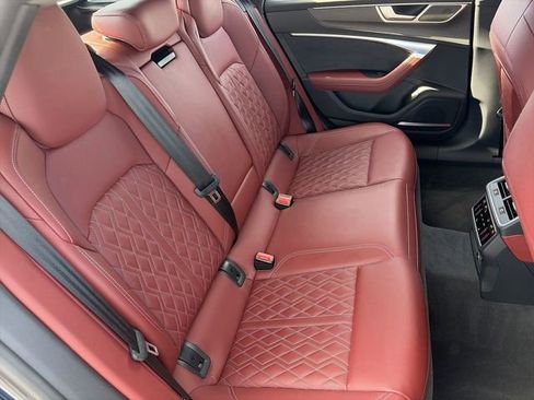 Used 2022 Audi S7 Prestige w/ Prestige Package image 14