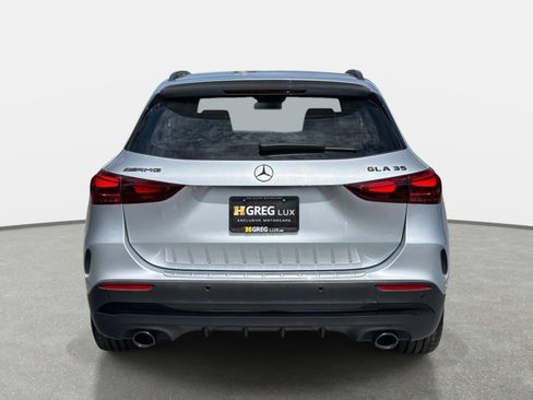 Used 2025 Mercedes-Benz GLA 35 AMG 4MATIC image 4