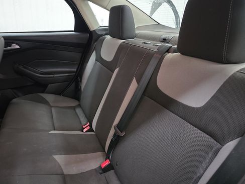 Used 2013 Ford Focus SE image 30