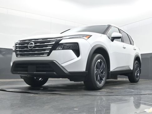 New 2026 Nissan Rogue SV image 23