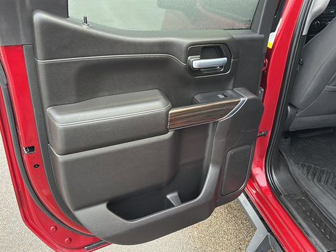 Used 2021 Chevrolet Silverado 1500 RST image 15