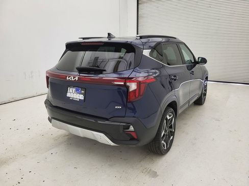 Used 2024 Kia Seltos SX w/ SX Sunroof Package AWD/4WD image 18