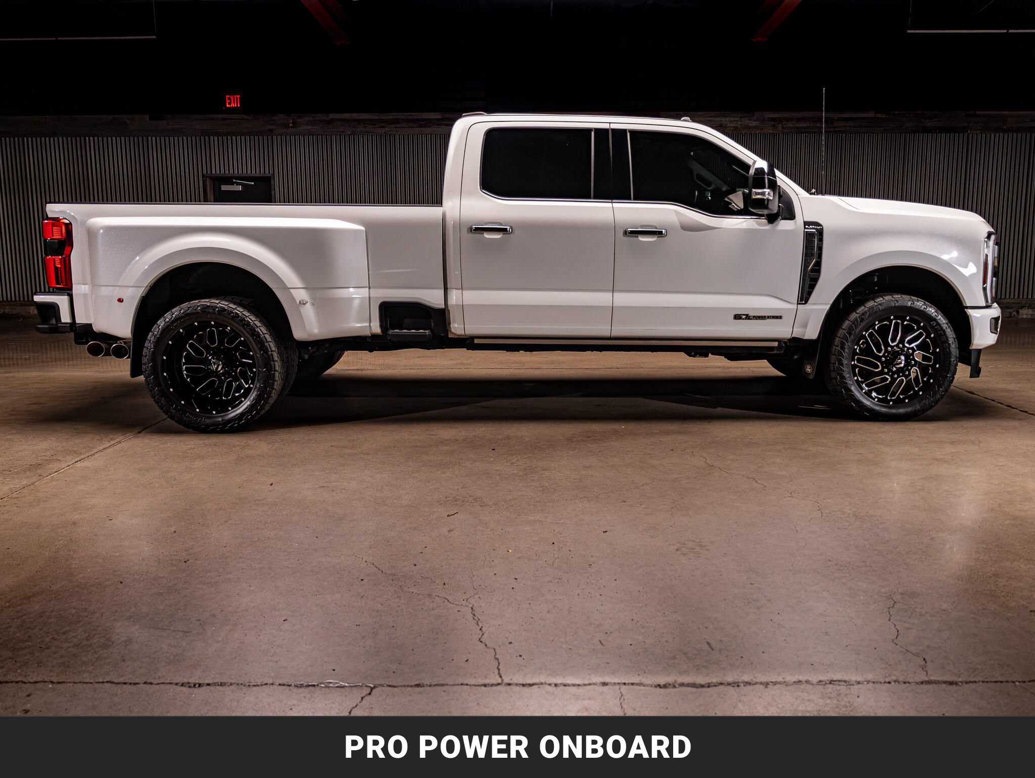 Used 2024 Ford F350 Platinum AWD/4WD image 10