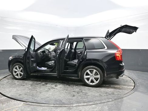 Used 2020 Volvo XC90 T6 Momentum image 39