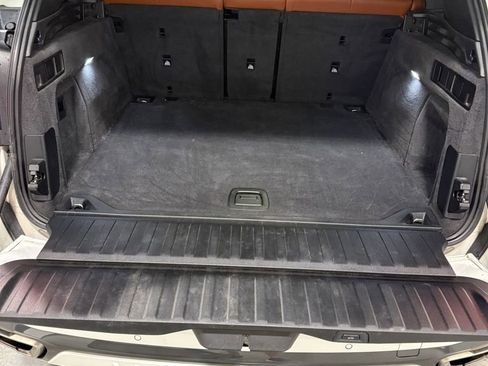 Used 2020 BMW X5 M50i w/ Executive Package image 18