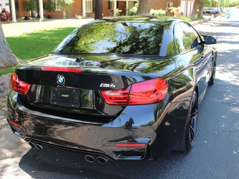 Used 2015 BMW M4 Convertible image 57