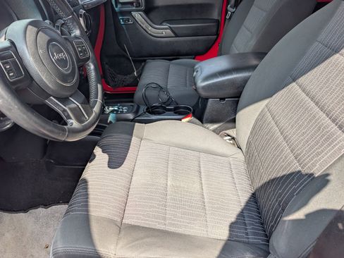 Used 2012 Jeep Wrangler Sport AWD/4WD image 7