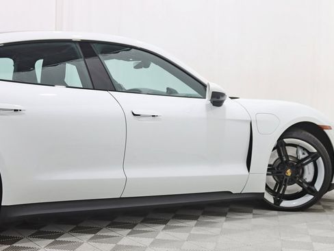 Used 2024 Porsche Taycan 4S image 10