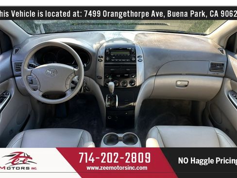 Used 2010 Toyota Sienna LE FWD image 17