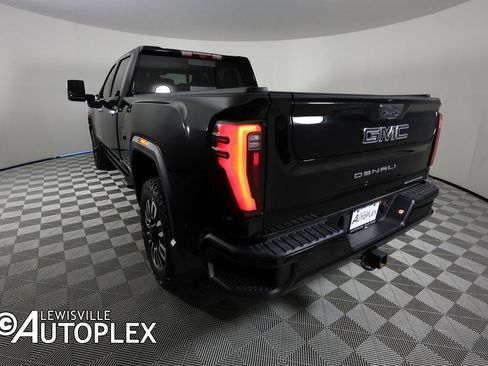 Used 2024 GMC Sierra 3500 Denali Ultimate image 10