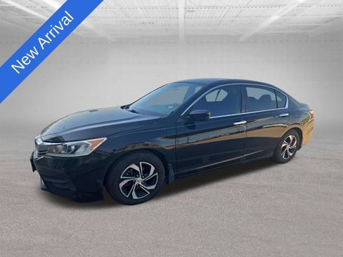 Used 2017 Honda Accord LX image 1