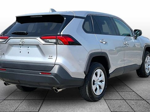 Used 2024 Toyota RAV4 LE AWD/4WD image 12