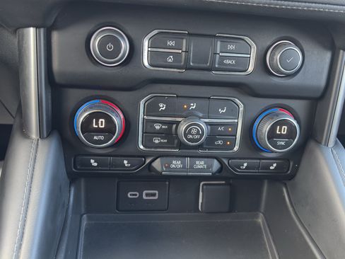 Used 2023 Chevrolet Tahoe LT AWD/4WD image 29
