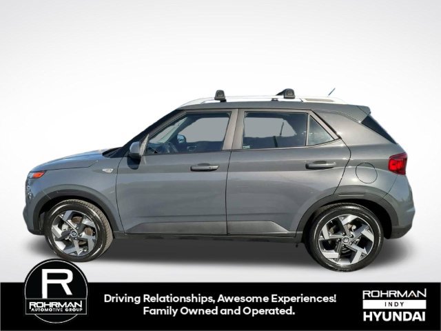 Used 2025 Hyundai Venue SEL FWD image 5