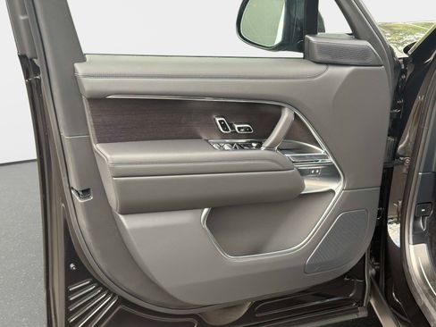 New 2026 Land Rover Range Rover SE AWD/4WD image 17