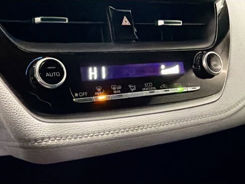 Used 2019 Toyota Corolla SE image 15