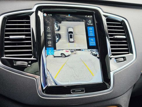 Certified 2025 Volvo XC90 T8 Plus w/ Protection Package Premier AWD/4WD image 24