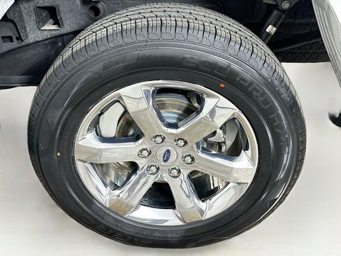 Used 2023 Ford F150 Lariat w/ Equipment Group 502A High image 11