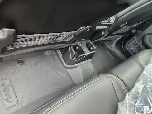 New 2026 Jeep Gladiator Sport image 8