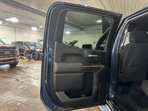 Used 2020 GMC Sierra 1500 SLE w/ X31 Off-Road Package AWD/4WD image 21