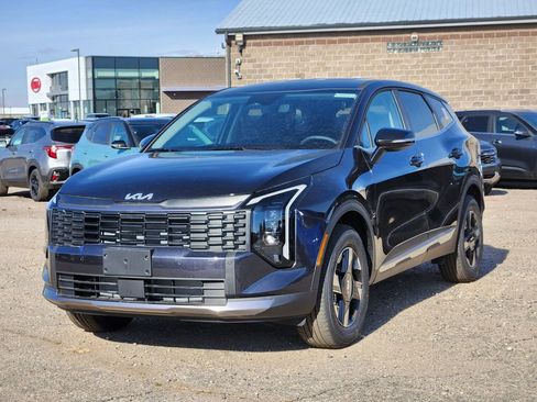 New 2026 Kia Sportage LX image 4