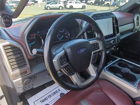 Used 2022 Ford F350 Platinum w/ FX4 Off-Road Package image 20