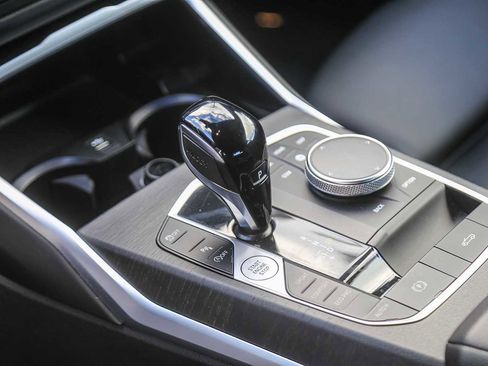 Certified 2023 BMW 430i Convertible w/ Premium Package image 16