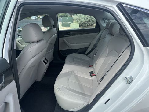 Used 2018 Hyundai Sonata Limited FWD image 13