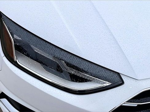 Used 2020 Audi A4 2.0T Premium w/ Convenience Package image 31