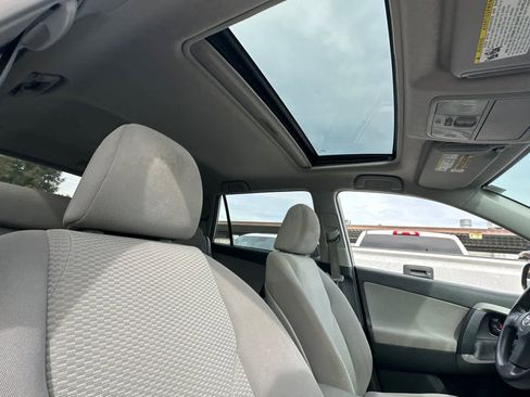 Used 2011 Toyota RAV4 2WD w/ Upgrade Value Pkg image 19