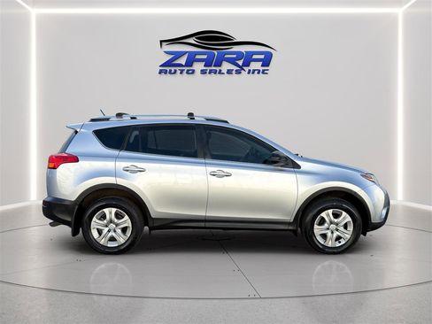 Used 2014 Toyota RAV4 LE image 8