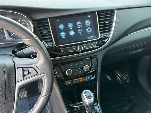 Used 2021 Buick Encore Preferred w/ Safety Package image 25