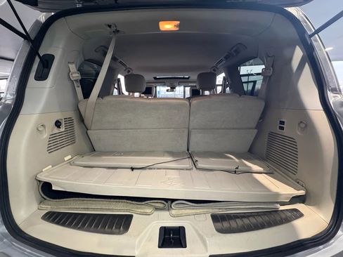 Used 2016 INFINITI QX80 4WD w/ Deluxe Technology Package image 42