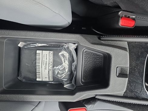 Certified 2024 Nissan Kicks SR w/ SR Premium Package image 28