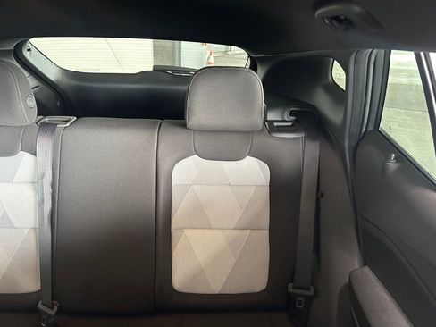 Used 2024 Chevrolet Trax RS w/ Driver Confidence Package image 14