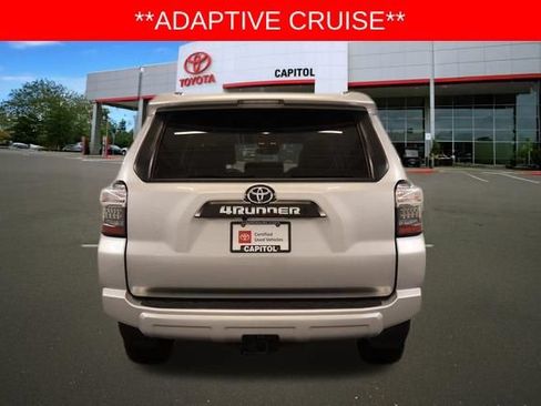 Certified 2024 Toyota 4Runner TRD Off-Road Premium w/ Off Road Premium Plus Package AWD/4WD image 6