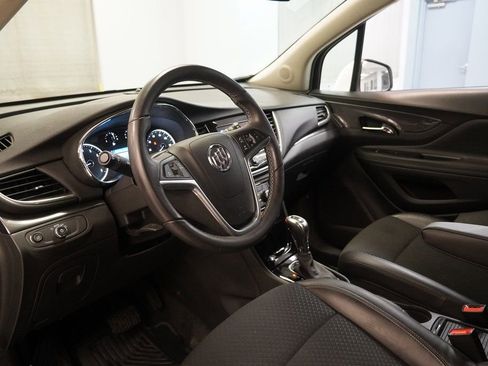 Certified 2022 Buick Encore Preferred w/ Safety Package image 6