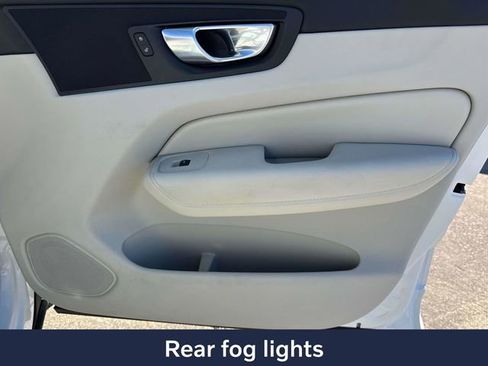 Used 2024 Volvo XC60 B5 Plus w/ Protection Package Premier image 19