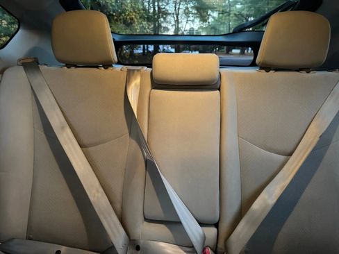 Used 2011 Toyota Prius Four image 11