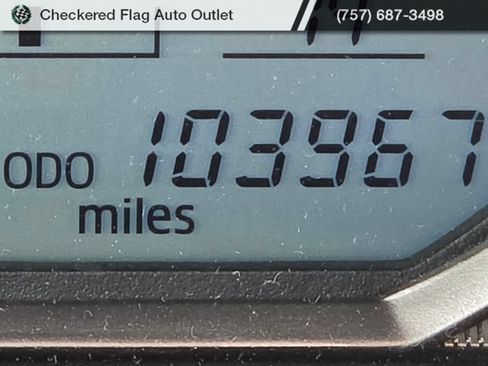 Used 2015 Toyota RAV4 LE FWD image 13