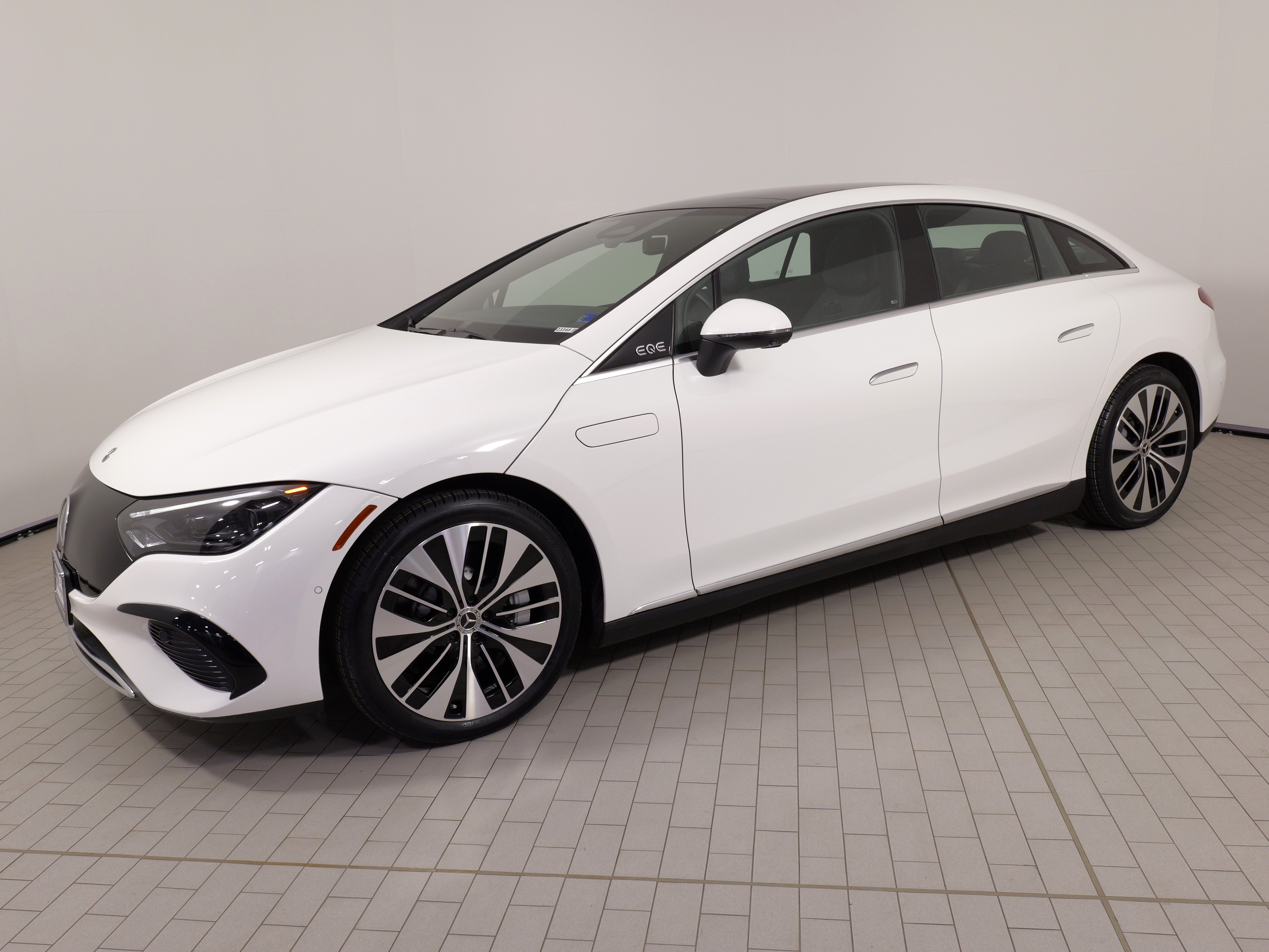 Used 2023 Mercedes-Benz EQE 350+ 4MATIC Sedan w/ Digital Light Package image 1