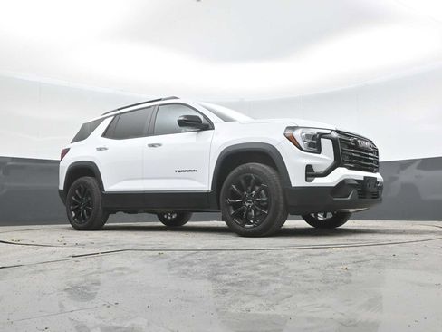Used 2026 GMC Terrain Elevation w/ Black Edition AWD/4WD image 45
