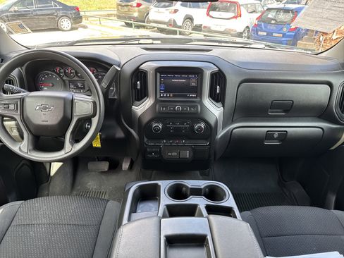 Used 2021 Chevrolet Silverado 1500 Custom Trail Boss AWD/4WD image 10