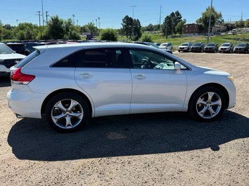 Used 2009 Toyota Venza AWD image 6