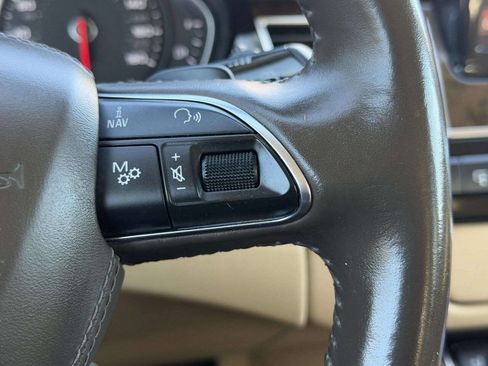 Used 2011 Audi A8 L 4.2 w/ Drive Select Plus Pkg image 38